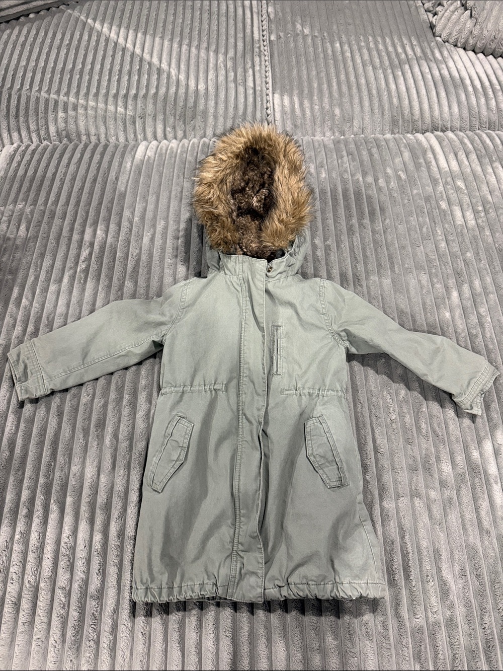 GAP Kids Hooded Puffer Coat with Faux-Fur Trim in Sage Green
